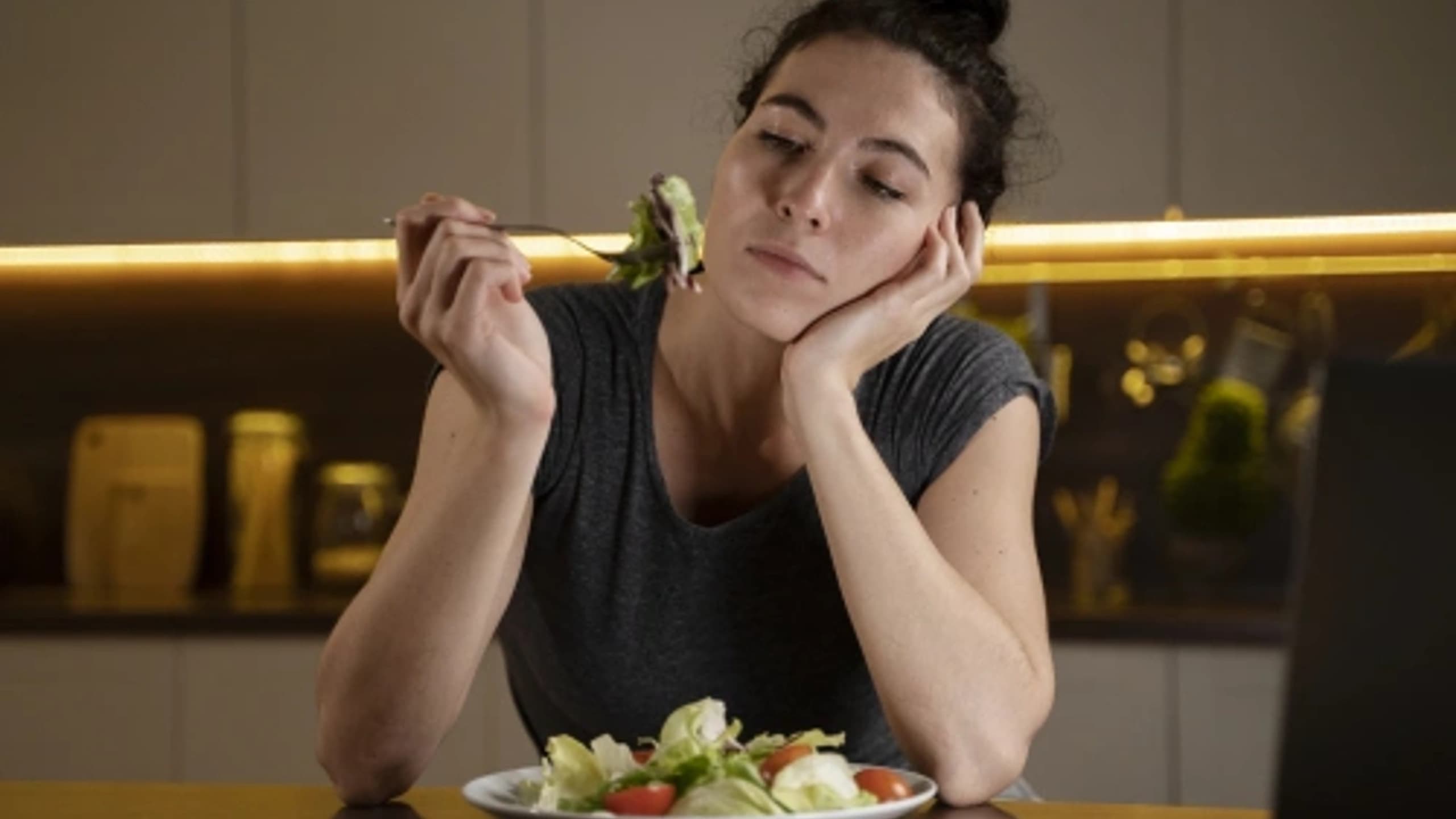 Mental Health and Nutrition: How Food Affects Your Mood