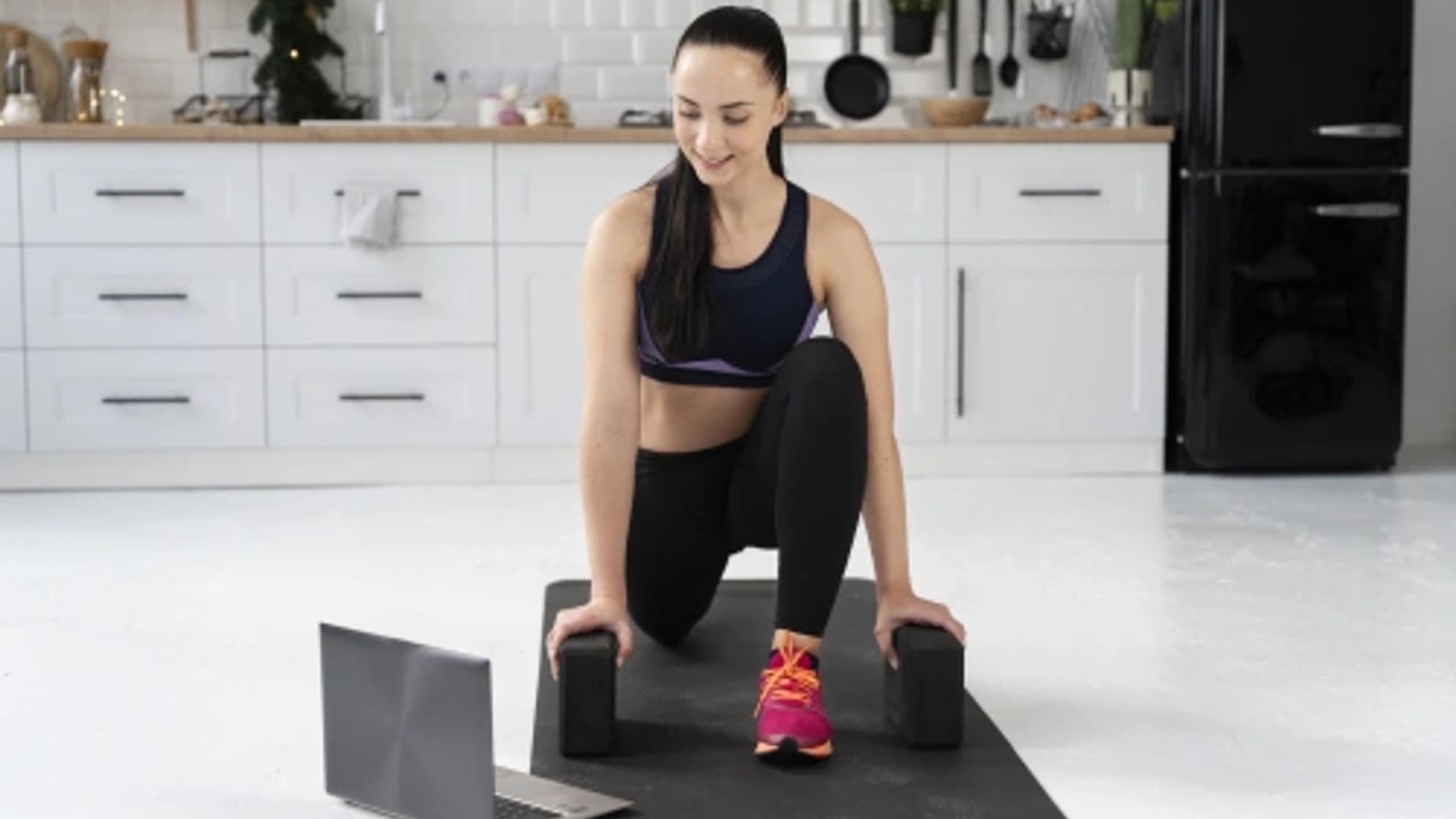 Home Workouts Get Smart: How Technology Revolutionized Exercise From Home