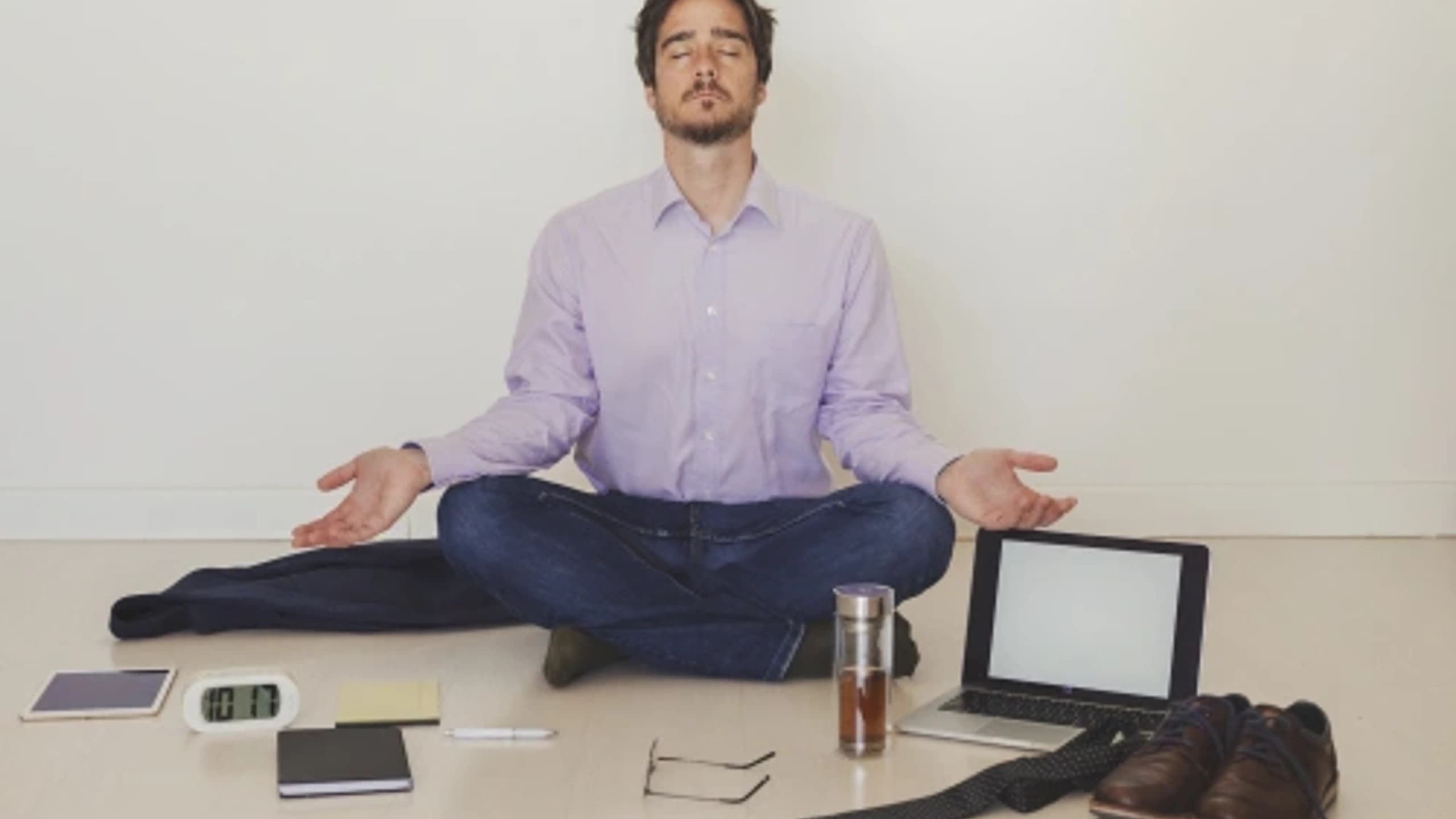 How to Use Meditation to Improve Workplace Performance